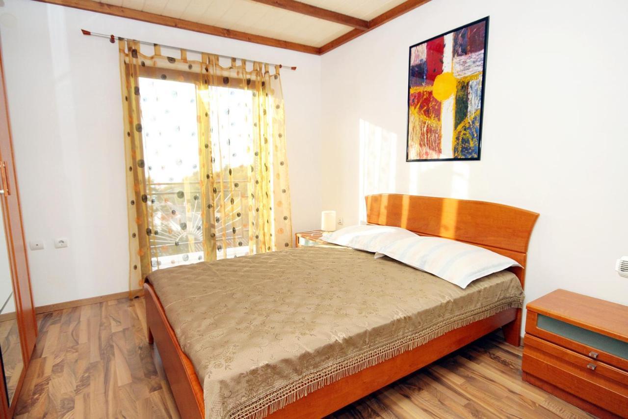 Apartment Klenovica 5580B Dış mekan fotoğraf